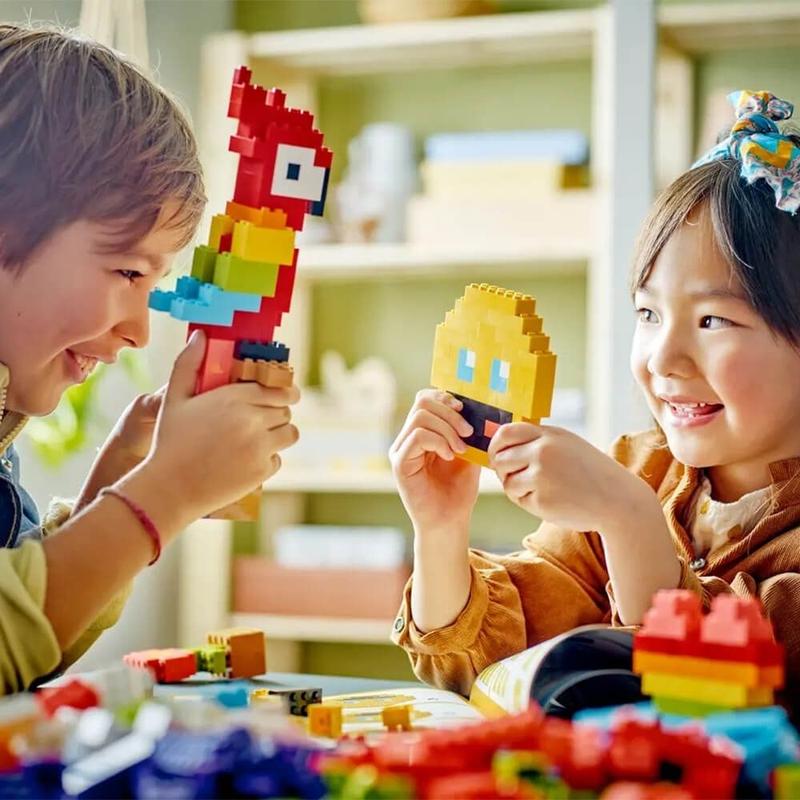 Lego classic 11030 muitas pecas - Brinquedos de Montar e Desmontar